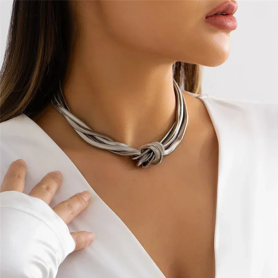 Colar Choker Luxo 3 Fios